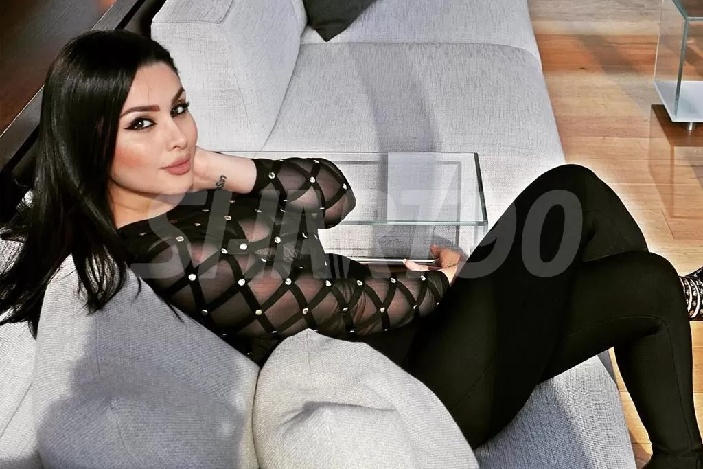 عکس دنیا جهانبخت مدل ایرانی